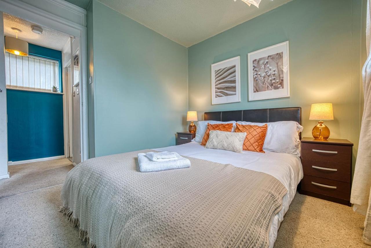 Capri 13 Sa - Contemporary 2 Bedroom House In Loughborough With Free Parking, Close To Loughborough University & M1 Motorway Kültér fotó