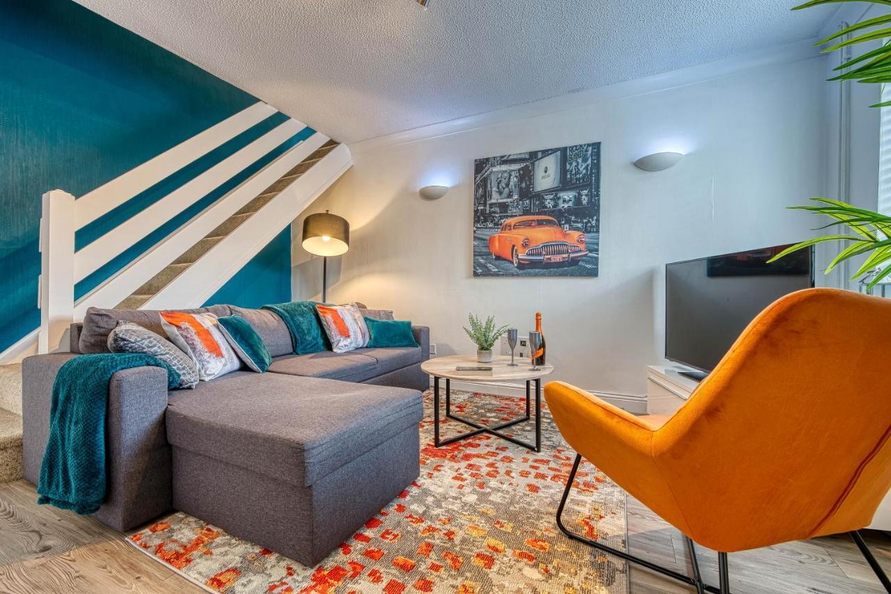 Capri 13 Sa - Contemporary 2 Bedroom House In Loughborough With Free Parking, Close To Loughborough University & M1 Motorway Kültér fotó
